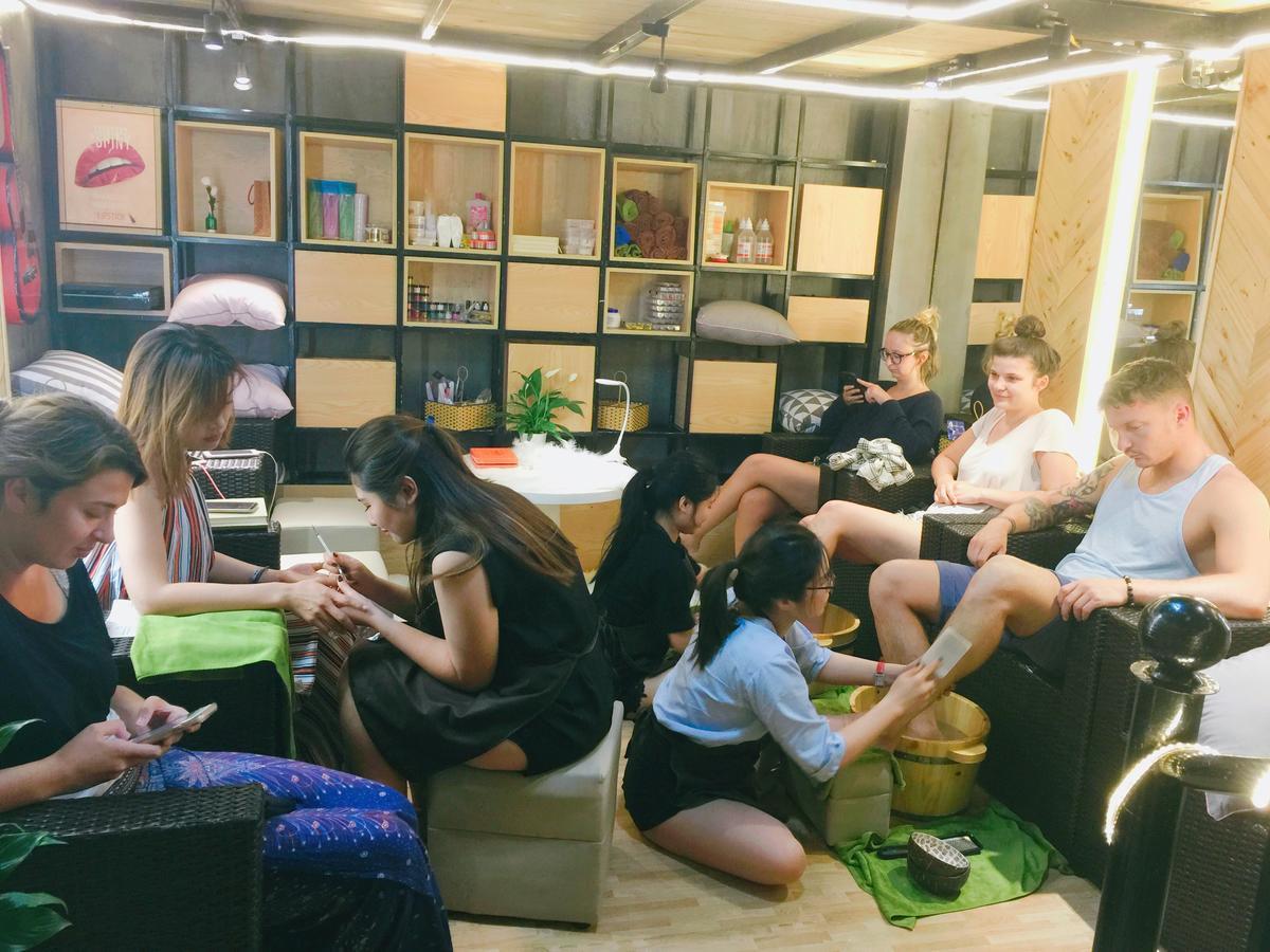 Golden Snake Hostel Hanoi Esterno foto